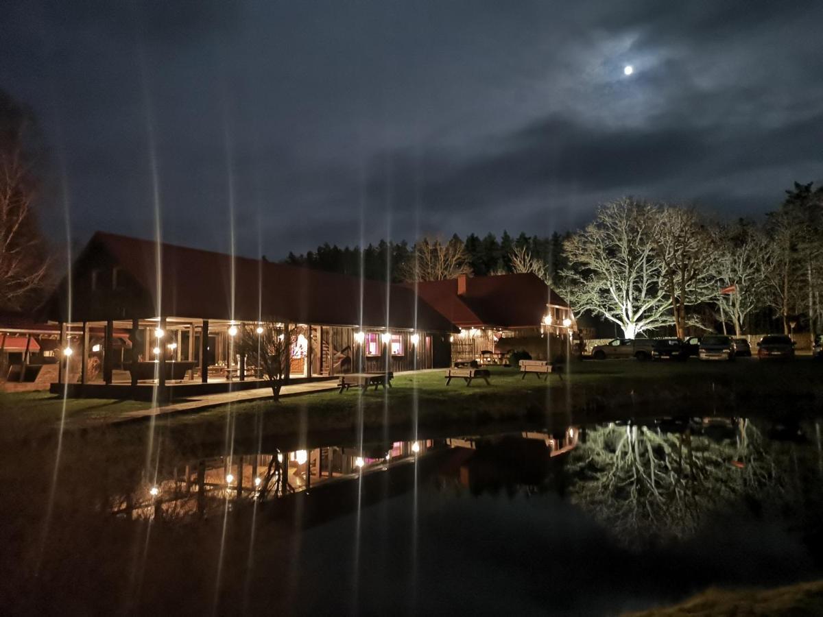 Tūja Viesu Nams Vecmuiza酒店 外观 照片